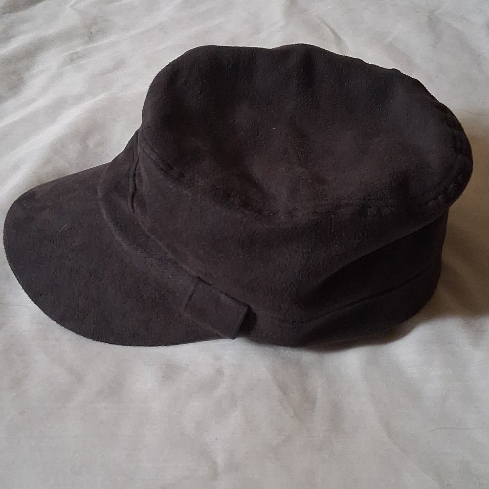 Puma Black Suede Cap - Picture 4 of 7